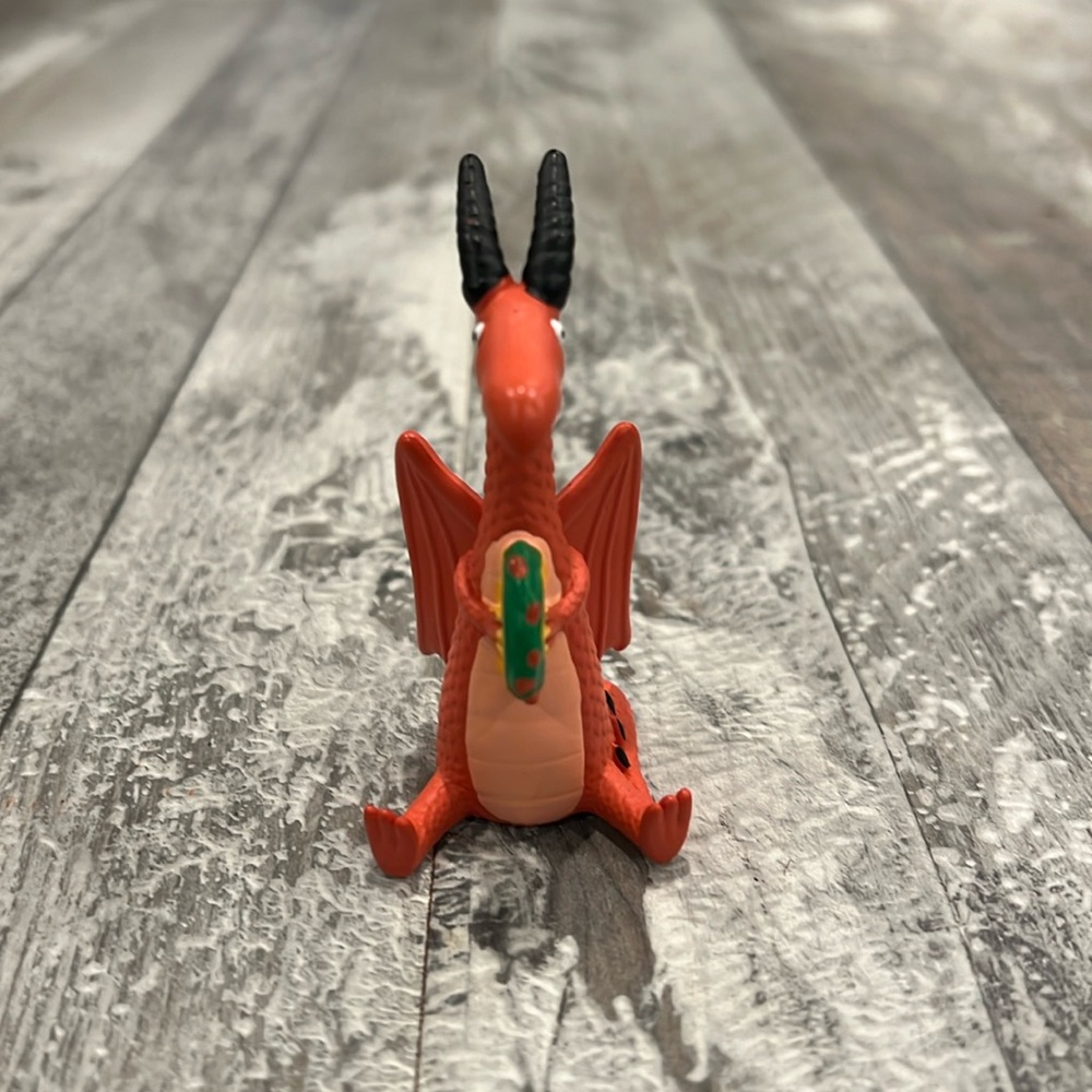 Dragons love taco Tonie